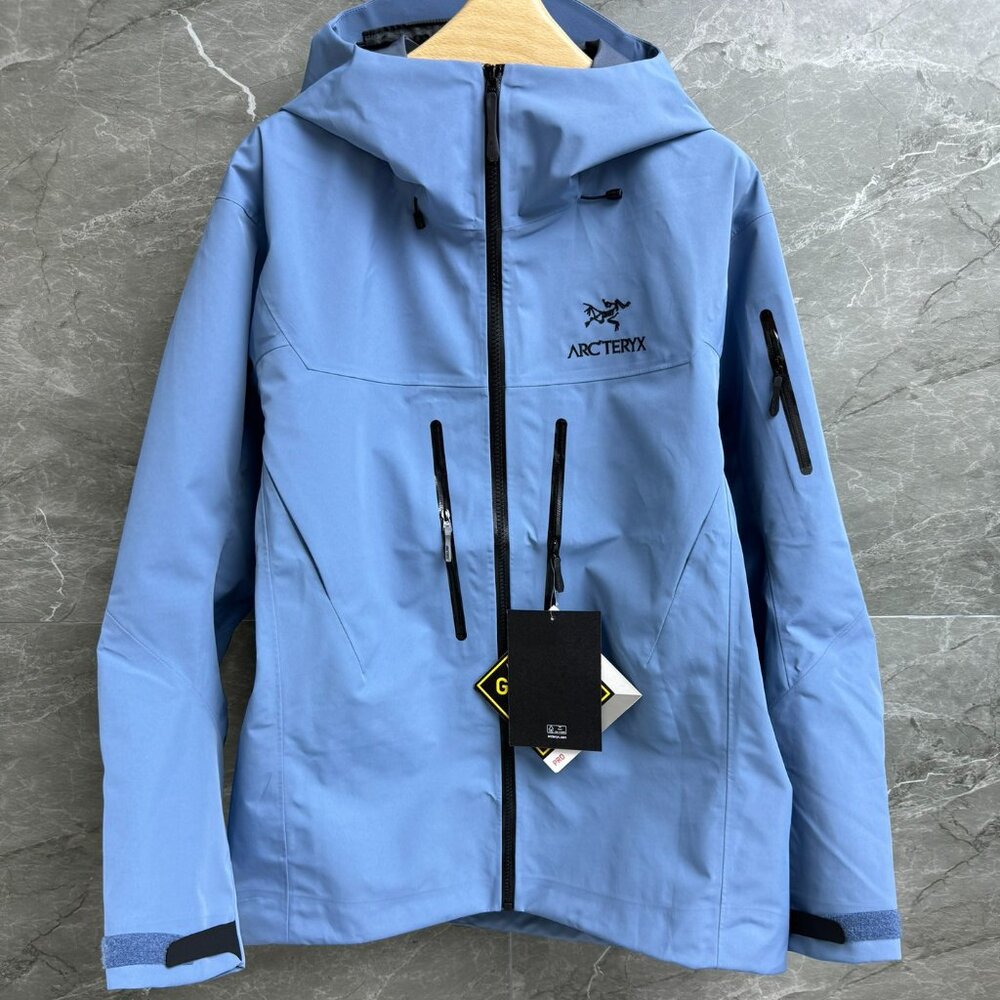 Arcteryx casual sports hooded zip-up hardshell jacket/ski jacket